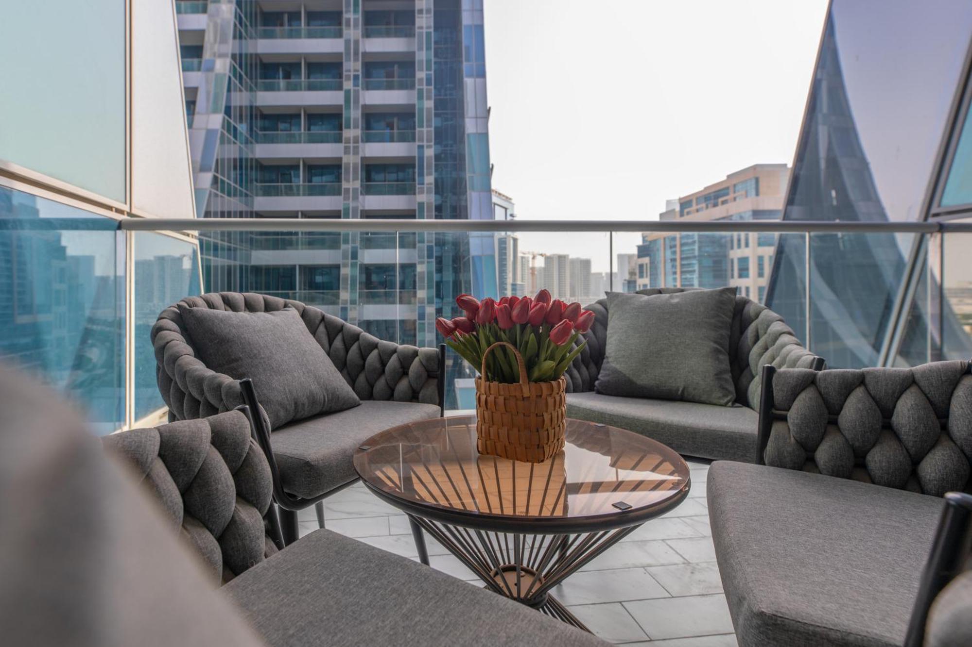 Simply Comfort In J One Tower Dubai Buitenkant foto